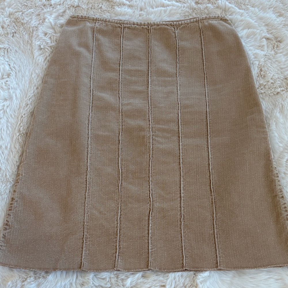 SISLEY Classic Tan Corduroy Skirt with pleated detail
